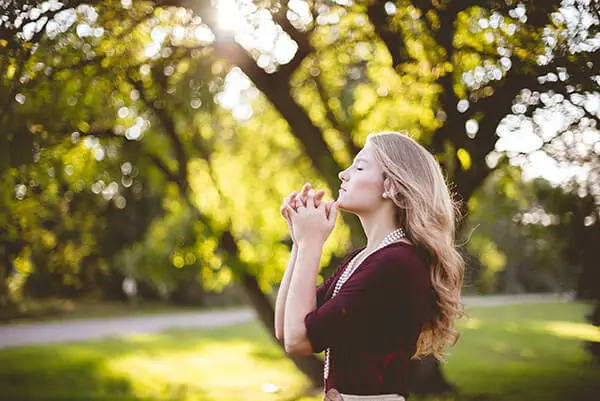 a woman praying